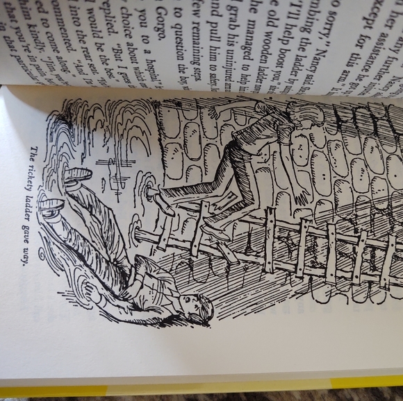 (6) Nancy Drew Mystery Stories by Carolyn Keene - Picture 9 of 12